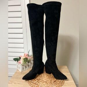 Boutique brand- Knee high velvet boots with 3 inches heels (apprx)
